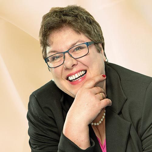 Raawi trifft: Dr. Andrea Pahmeier  – Lachen ist die beste Therapie gegen Falten