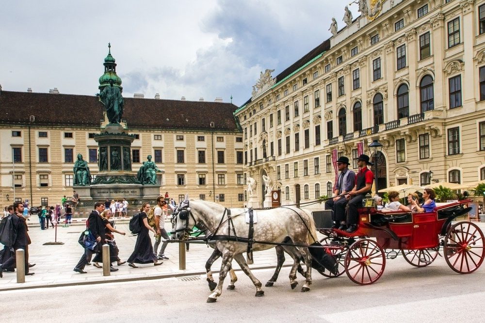 Rothschild Nachfahre beschuldigt die Stadt Wien,  NS-Enteignungspolitik fortzuführen