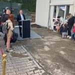 Israels Diaspora-Minister Nahman Shay eröffnet Kindergarten für geflüchtete Kinder in Berlin
