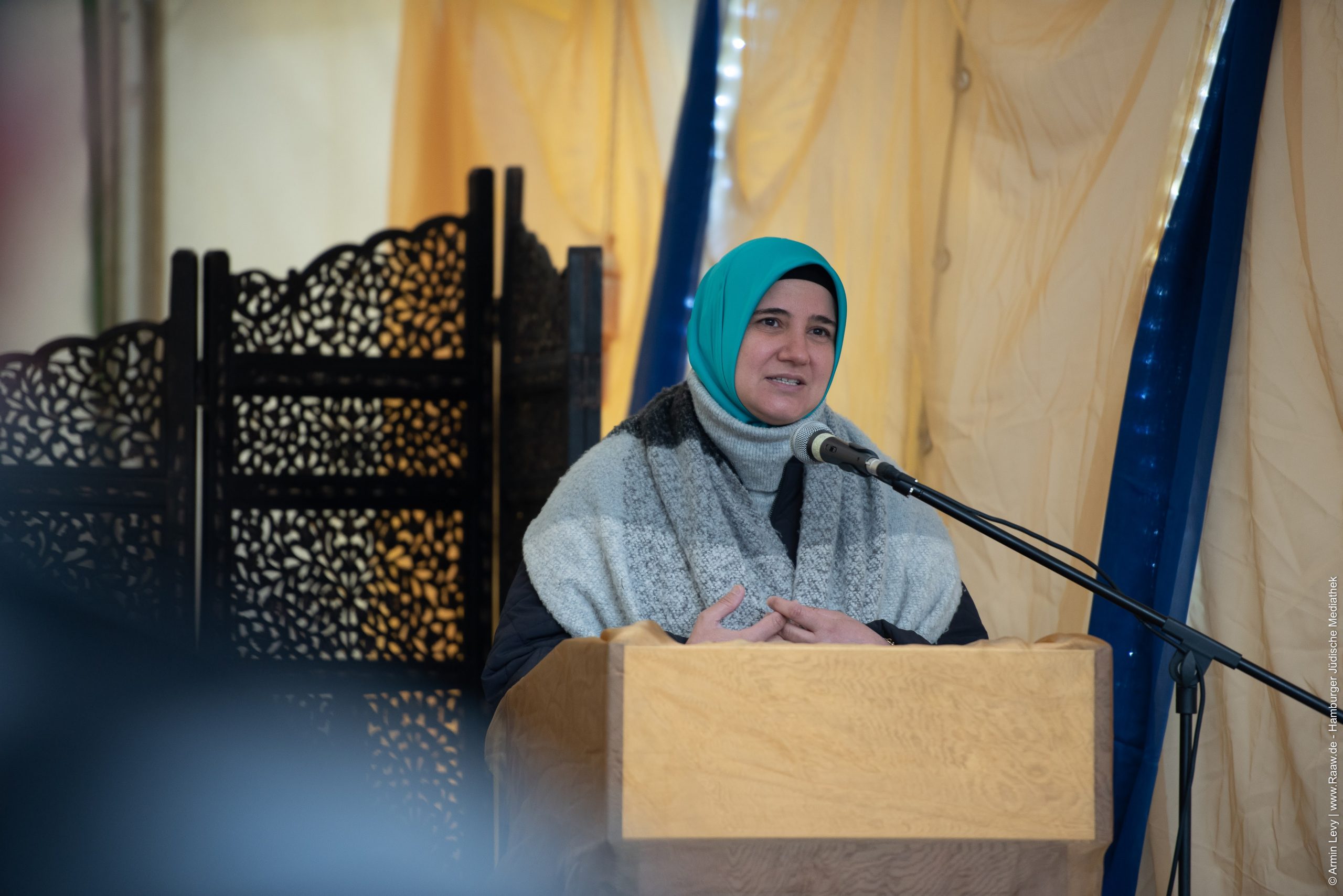 Özlem Nas, stellvertretende Vorsitzende und Antirassismusbeauftragte. | Foto: © Armin Levy