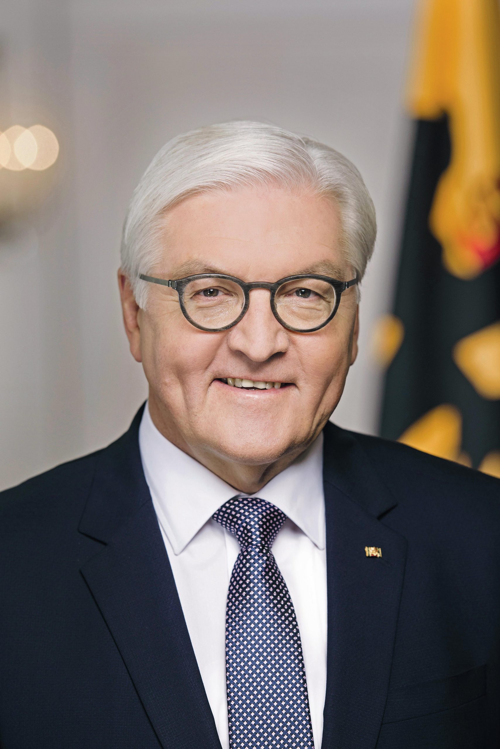 Offizielles Porträt Bundespräsident Steinmeier | Foto: © Bundesregierung / Steffen Kugler