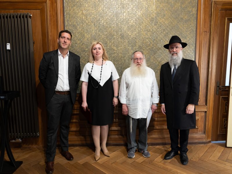 Tora Übersetzung – Ein Weg gemeinsam zu wachsen