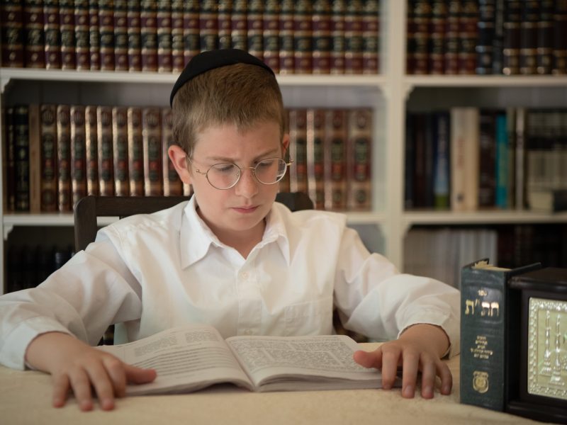 Simcha in Bremen: Bar Mitzwa von Menachem Mendel Havlin הי׳׳ו