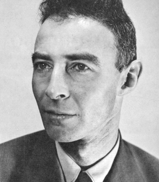 Wofür ist J. Robert Oppenheimer berühmt?
