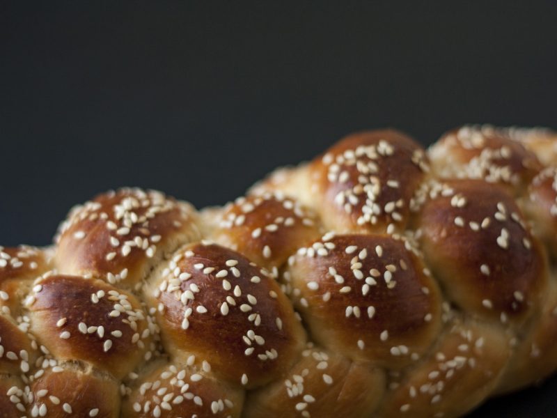 Wie man ein Schabbatessen ausrichtet