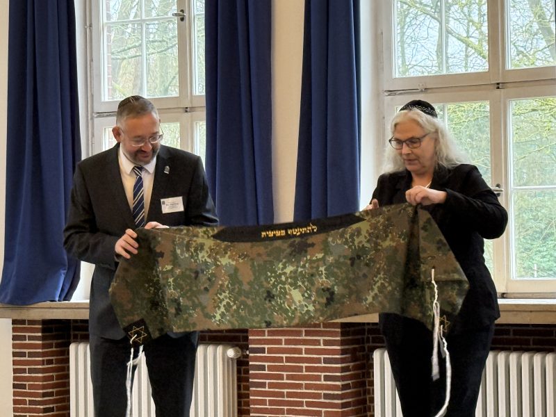 Amtseinführung von Militärrabbiner Nils Ederberg in Hamburg